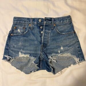 Levi's 501 Women’s Blue Jean Shorts, W24